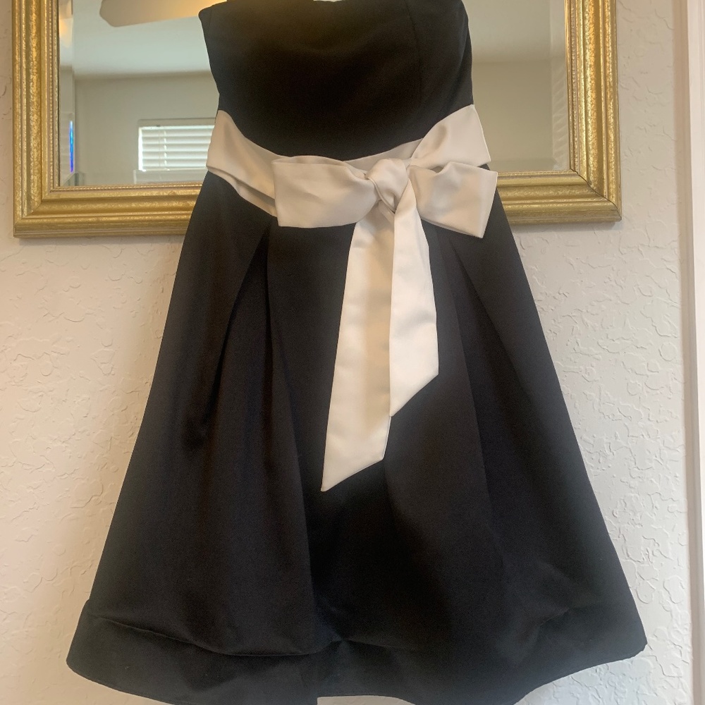 Cocktail/prom dress